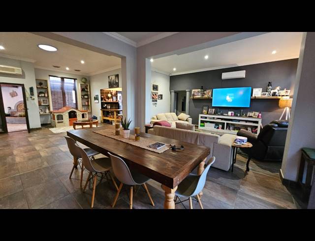 3 BEDROOM HOUSE FOR SALE IN CASHAN